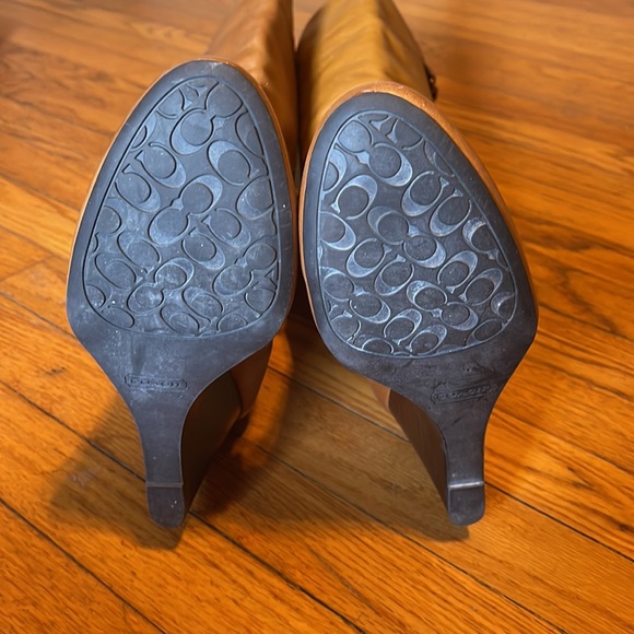 Coach Adair Saddle Pebble Grain Leather Wedge Boot Size 9 - Picture 8 of 9